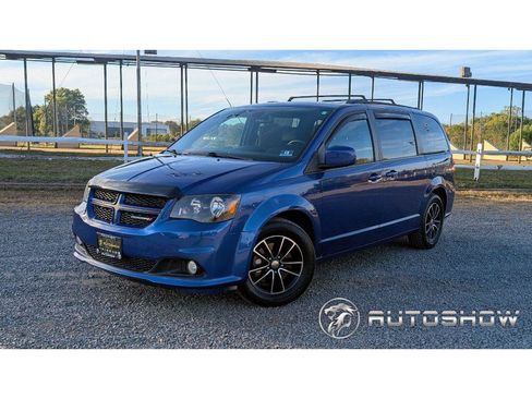 Used 2019 Dodge Grand Caravan GT image 1