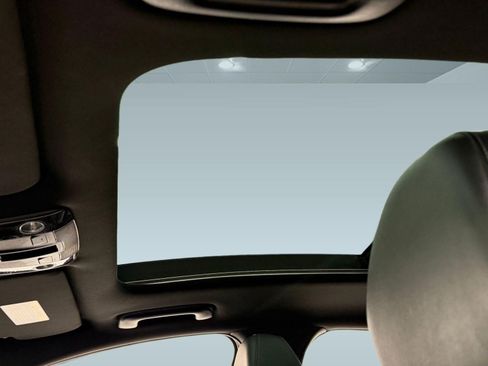 Used 2021 Kia K5 GT-Line w/ GT-Line FWD Premium Package image 13