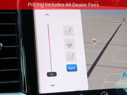 Used 2024 Chrysler Pacifica Limited w/ Uconnect Theater Family Group FWD image 26