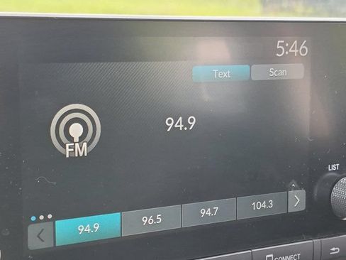 Used 2025 Honda HR-V LX image 18