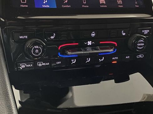 New 2025 Jeep Grand Cherokee L Limited w/ Black Appearance Package image 47