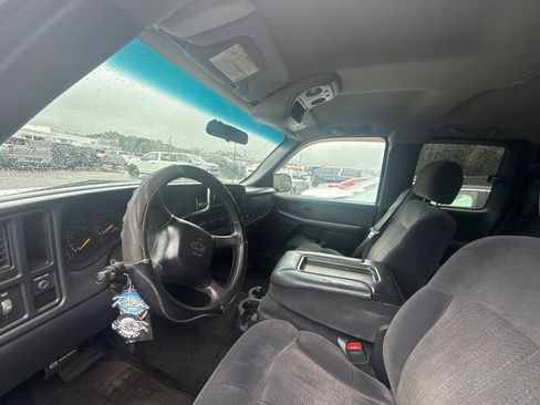 Used 2001 Chevrolet Silverado 1500 LS RWD image 8