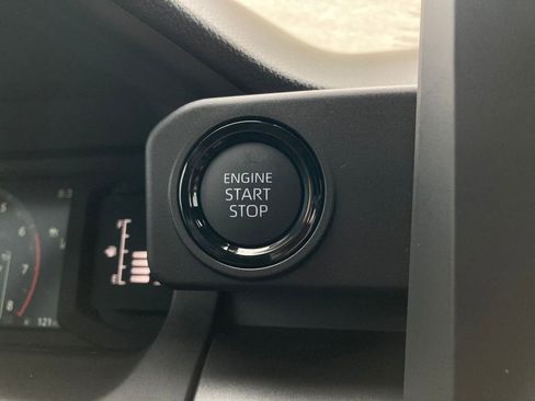 New 2026 Toyota Tacoma SR5 image 18