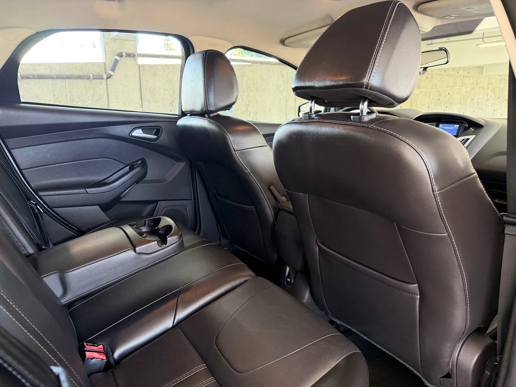 Used 2014 Ford Focus SE w/ Equipment Group 201A FWD image 22