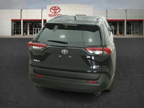 New 2025 Toyota RAV4 XLE image 18