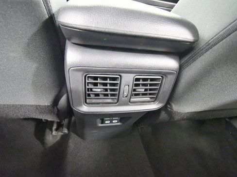 Used 2024 Toyota RAV4 XLE image 16