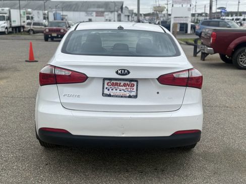 Used 2014 Kia Forte LX FWD image 6