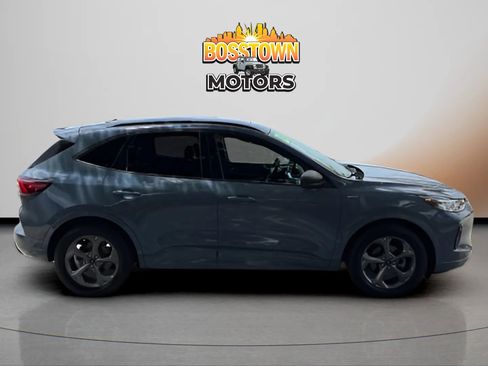 Used 2023 Ford Escape ST-Line w/ Tech Pack #1 FWD image 6