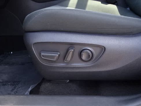 Used 2025 Toyota RAV4 XLE w/ Convenience Package FWD image 17