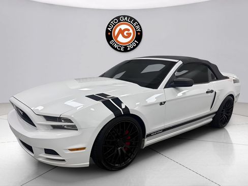 Used 2014 Ford Mustang Premium RWD image 7