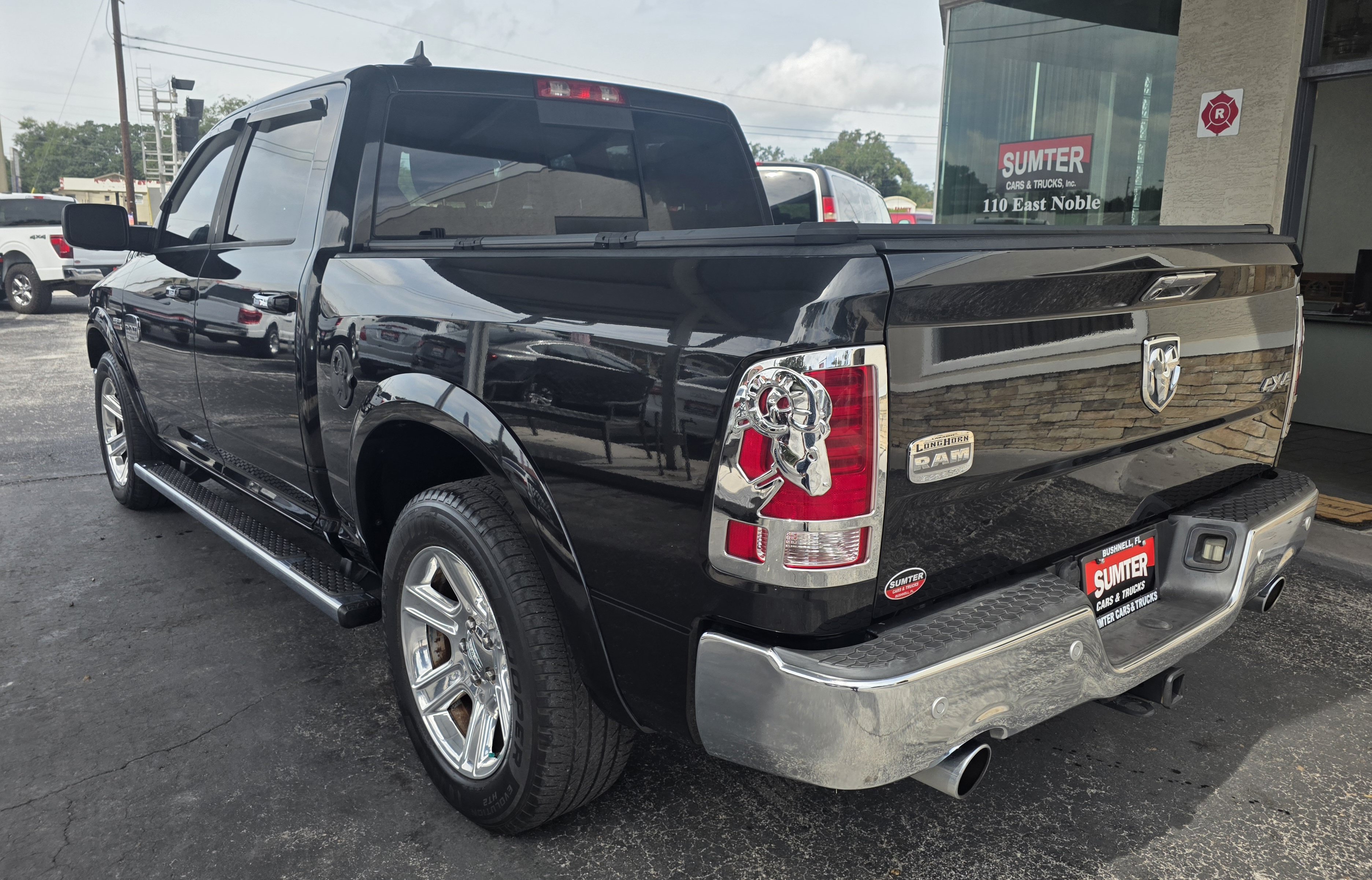 Used 2016 RAM 1500 Laramie Longhorn w/ Convenience Group AWD/4WD image 4