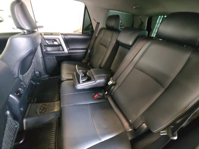 Used 2018 Toyota 4Runner Limited AWD/4WD image 28