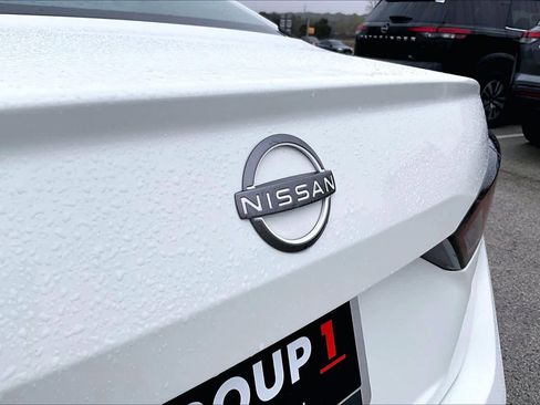 Used 2025 Nissan Altima 2.5 SV image 30