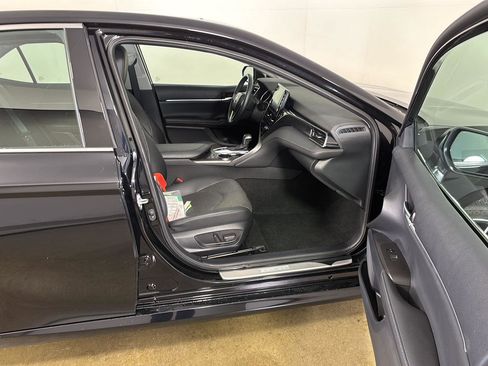 Used 2024 Toyota Camry XLE w/ Navigation Package FWD image 20