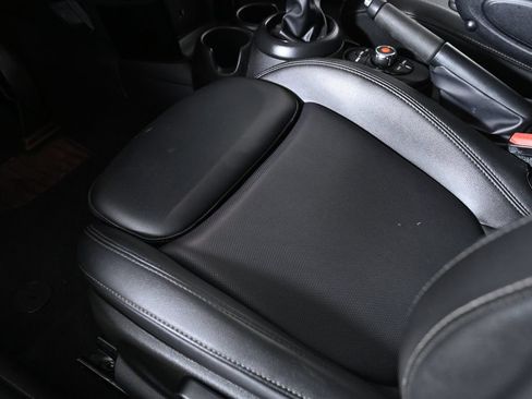 Used 2019 MINI Cooper S FWD image 26