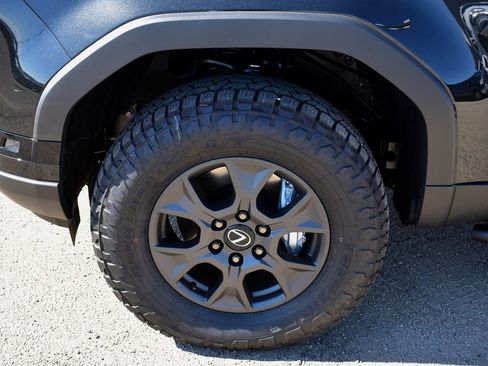 Used 2025 Lexus GX 550 image 6