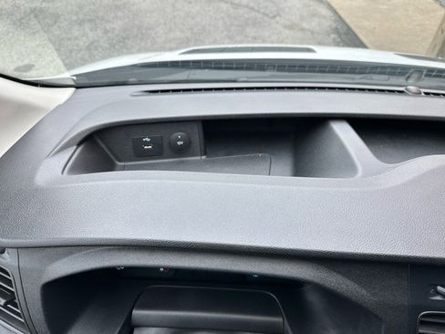 Used 2021 Ford Transit 150 XL image 17