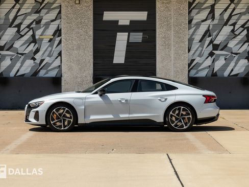 Used 2024 Audi RS e-tron GT AWD/4WD image 7