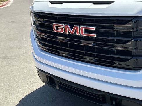 Used 2026 GMC Sierra 1500 Elevation AWD/4WD image 30