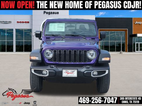 New 2026 Jeep Gladiator Sport AWD/4WD image 6