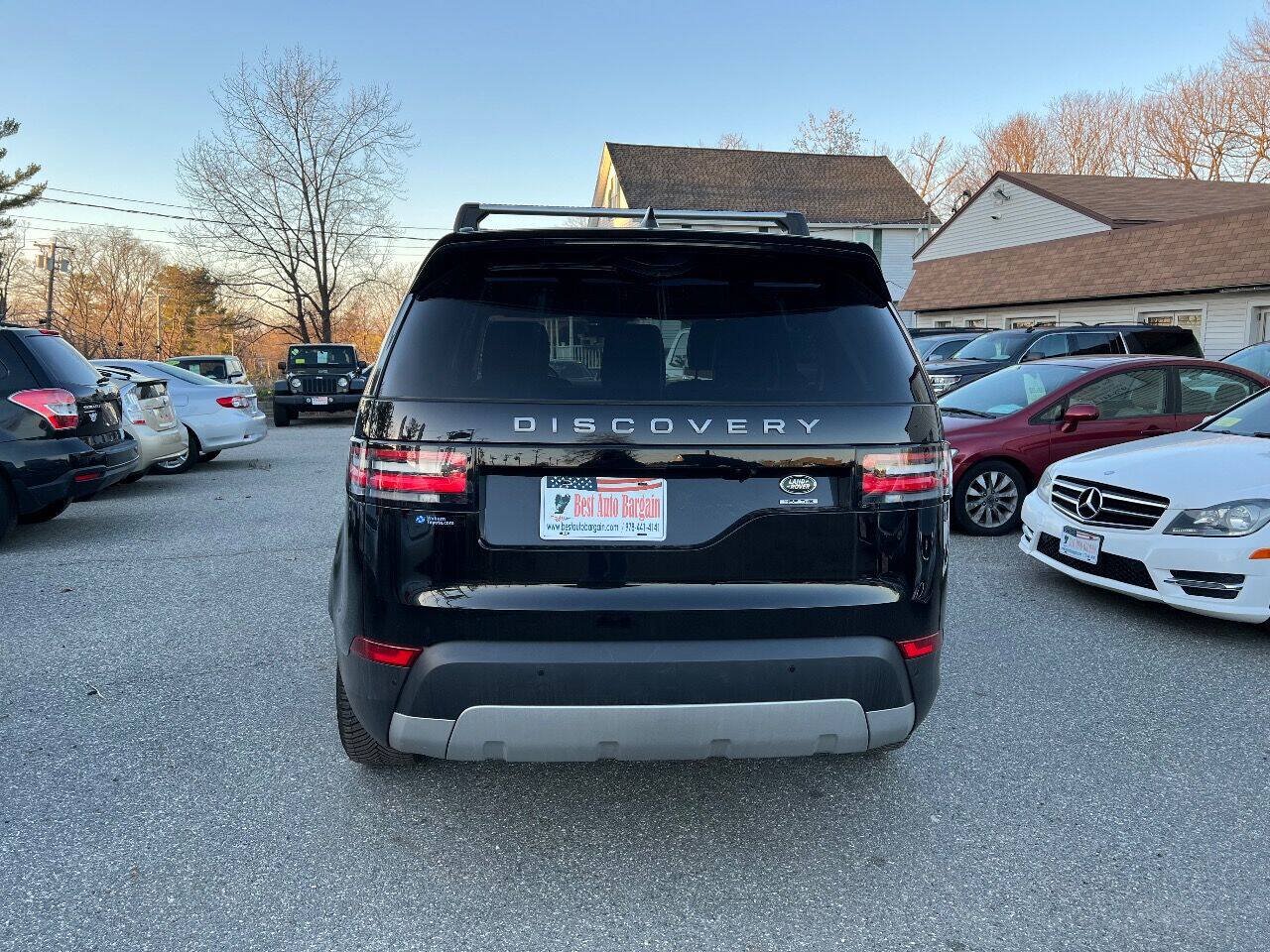 Used 2017 Land Rover Discovery HSE AWD/4WD image 8