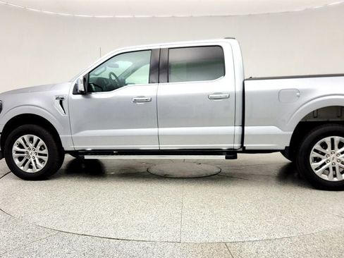 Used 2025 Ford F150 Lariat w/ Equipment Group 502A High AWD/4WD image 8