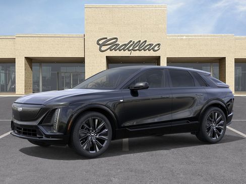 New 2026 Cadillac Lyriq Signature Sport AWD/4WD image 2