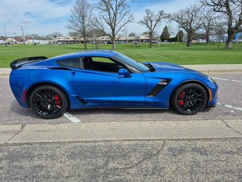Used 2016 Chevrolet Corvette Z06 w/ 3LZ Preferred Equipment Group image 12