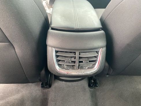 Used 2023 Chevrolet Malibu LT image 13