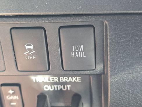 Used 2019 Toyota Tundra SR5 w/ TRD Off Road Package AWD/4WD image 6