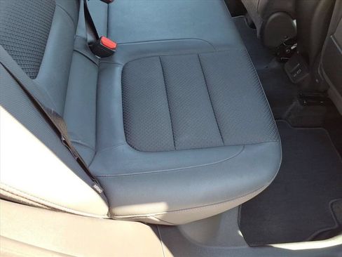 Used 2023 Chevrolet TrailBlazer RS w/ Sun and Liftgate Package AWD/4WD image 17