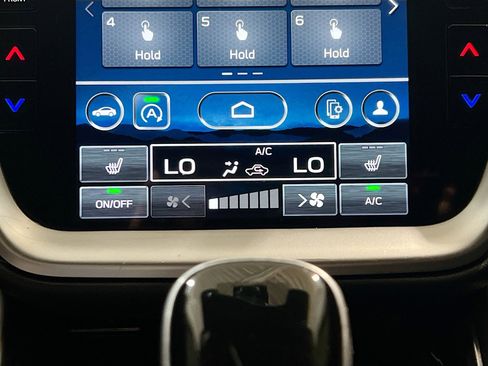 Used 2024 Subaru Outback Premium AWD/4WD image 11