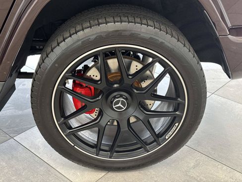 Certified 2025 Mercedes-Benz G 63 AMG 4MATIC image 9