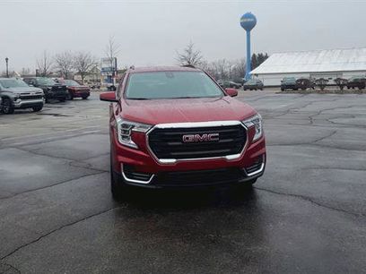 Used 2022 GMC Terrain SLE w/ Driver Convenience Package