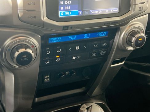 Used 2016 Toyota 4Runner Limited image 15