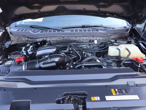 Used 2023 Ford F250 Lariat w/ Lariat Ultimate Package AWD/4WD image 37