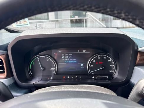 Used 2024 Ford Maverick Lariat FWD image 11