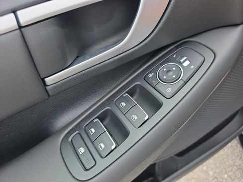 Certified 2025 Hyundai Sonata SEL FWD image 17