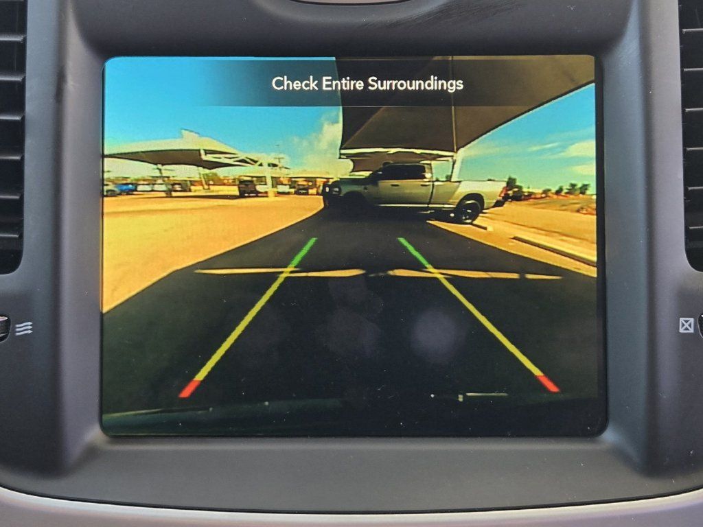 Used 2023 Chrysler 300 Touring w/ Sport Appearance Package RWD image 18
