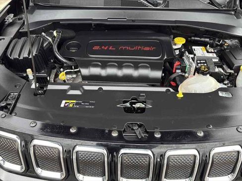 Used 2022 Jeep Compass Limited image 25