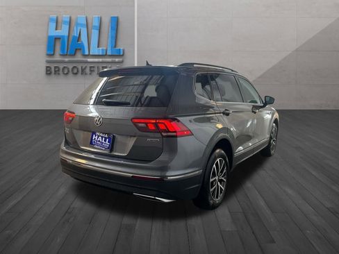 Used 2020 Volkswagen Tiguan S image 5