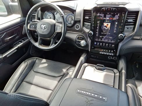 Used 2019 RAM 1500 Limited AWD/4WD image 10