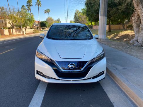 Used 2021 Nissan Leaf SV Plus image 5