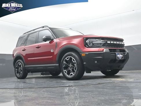 Used 2025 Ford Bronco Sport Outer Banks w/ Outer Banks Tech Package+ AWD/4WD image 17