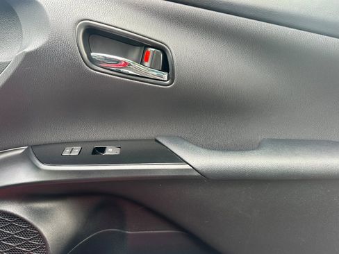 Used 2017 Toyota Prius Three FWD image 20