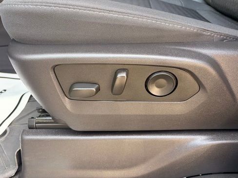 Used 2024 Chevrolet Silverado 1500 RST w/ Rally Edition image 21