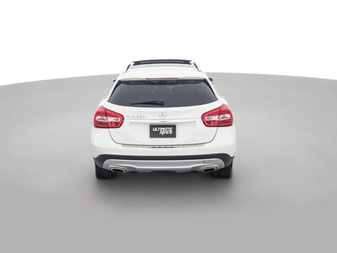 Used 2015 Mercedes-Benz GLA 250 4MATIC image 6