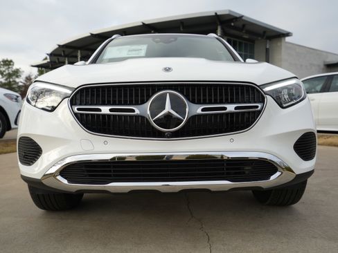 New 2026 Mercedes-Benz GLC 300 GLC 300 image 10