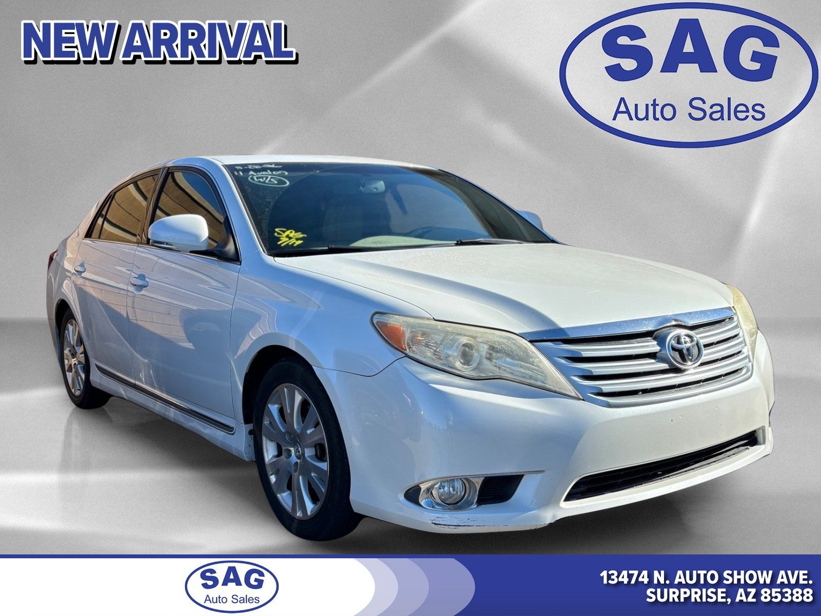 Used 2011 Toyota Avalon FWD image 1