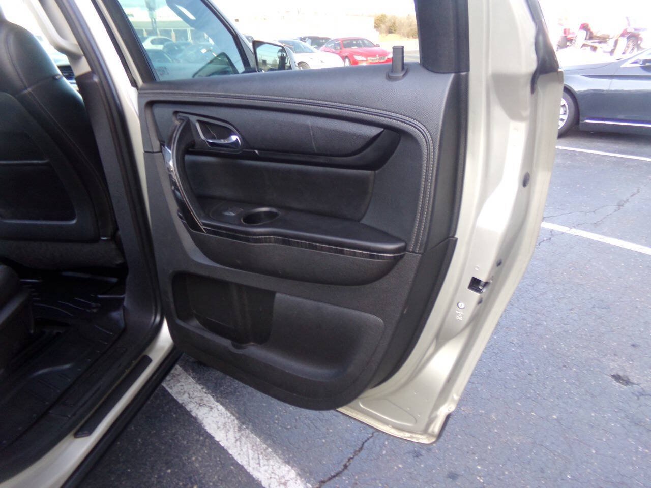 Used 2014 GMC Acadia SLT AWD/4WD image 21